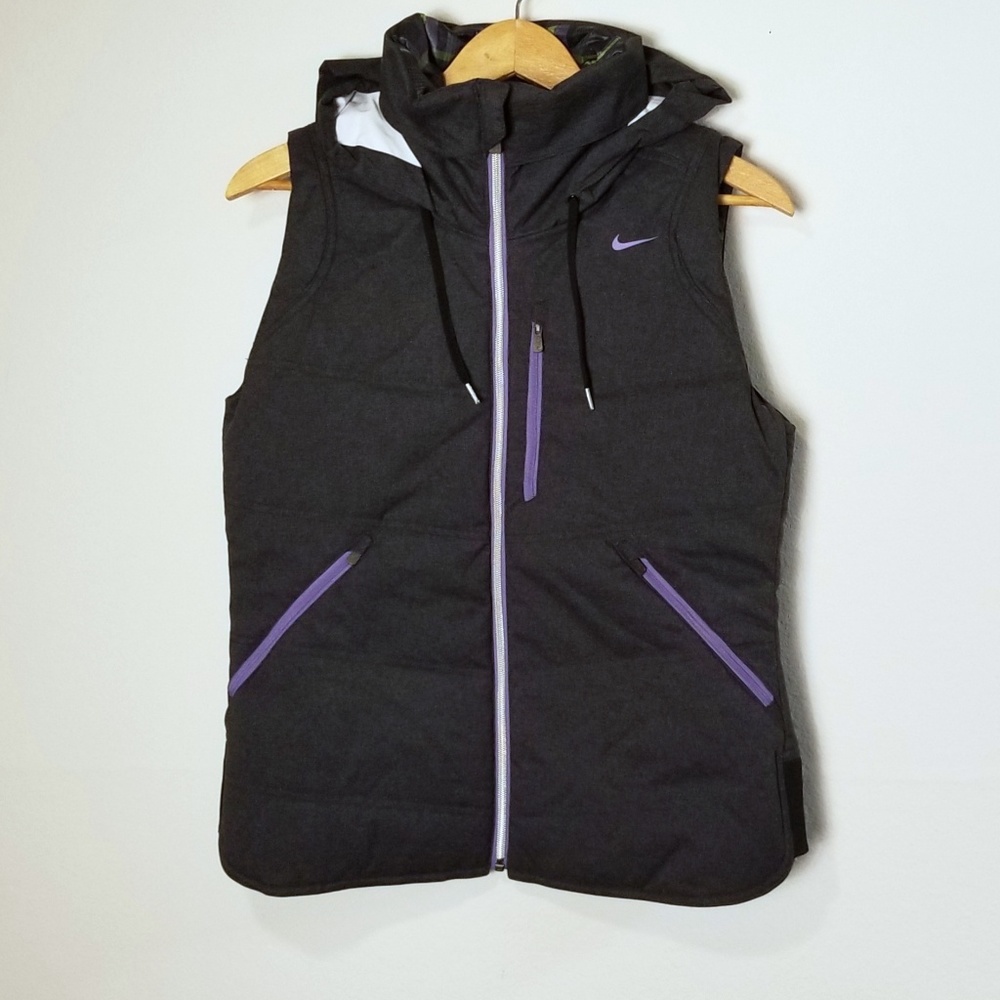 Like new! NIKE Reversible Vest Jacket